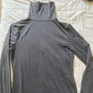 grey stretchy turtle neck